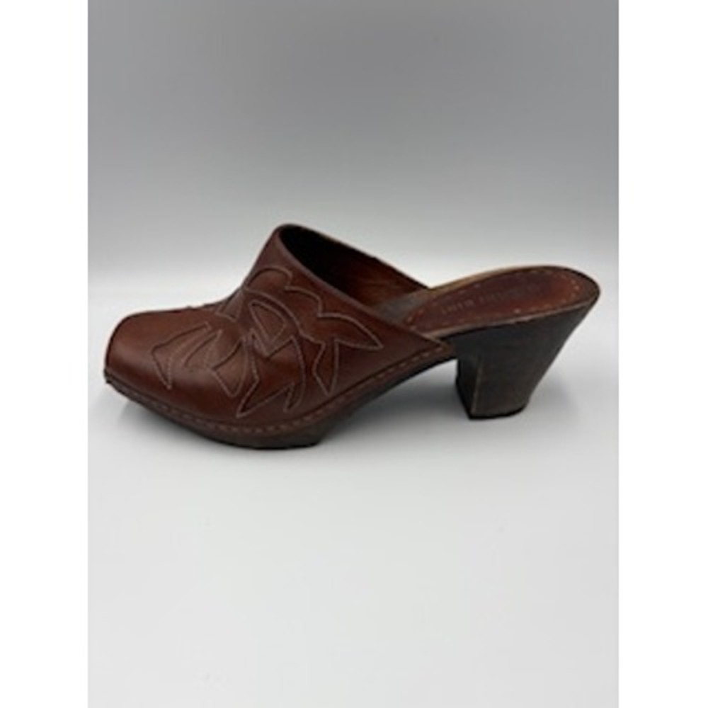 GIANNI BINI Clogs 8.5 Brown Leather Western Square Toe Wooden Heel Mules Boho